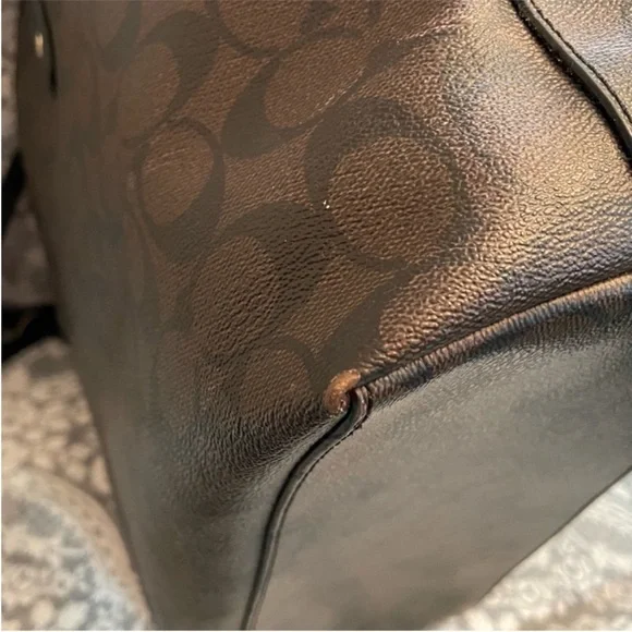 Coach Signature Canvas Tote - Picture 16 of 16